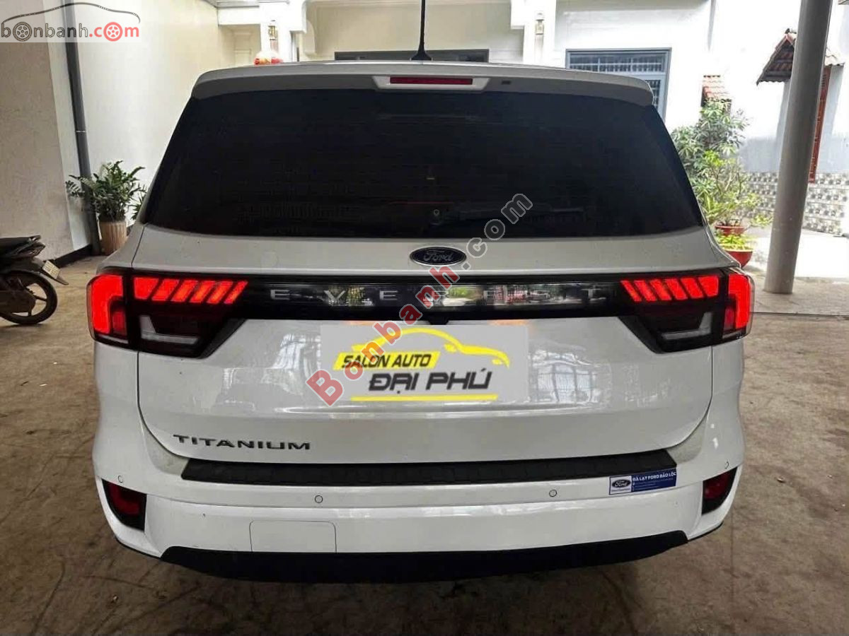 Bán ô tô Ford Everest Titanium Plus 2.0L 4x4 AT - 2025 - xe cũ