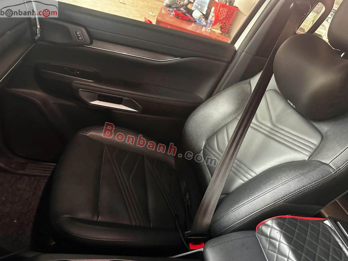 Bán ô tô Ford Everest Titanium Plus 2.0L 4x4 AT - 2025 - xe cũ