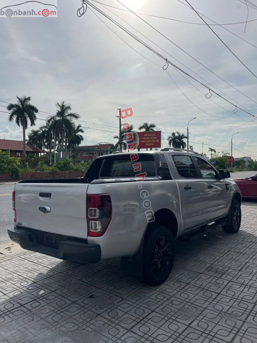 Bán ô tô Ford Ranger Wildtrak 3.2L 4x4 AT - 2015 - xe cũ