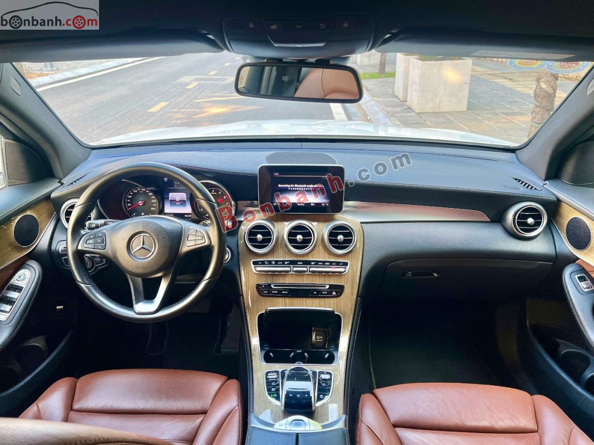 Bán ô tô Mercedes Benz GLC 250 4Matic - 2016 - xe cũ