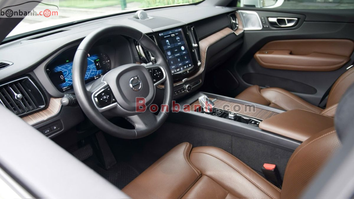 Bán ô tô Volvo XC60 Recharge T8 AWD - 2022 - xe cũ