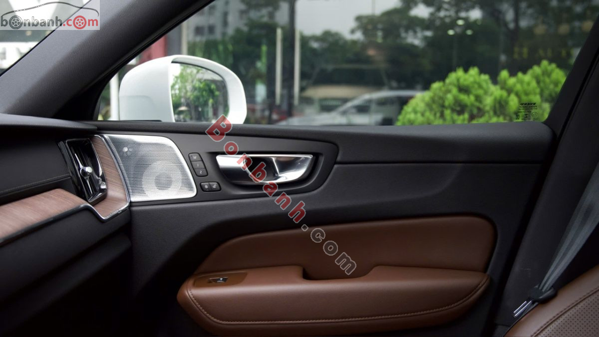 Bán ô tô Volvo XC60 Recharge T8 AWD - 2022 - xe cũ