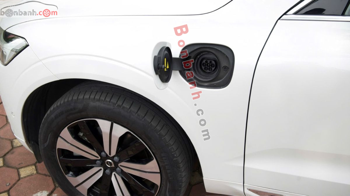 Bán ô tô Volvo XC60 Recharge T8 AWD - 2022 - xe cũ