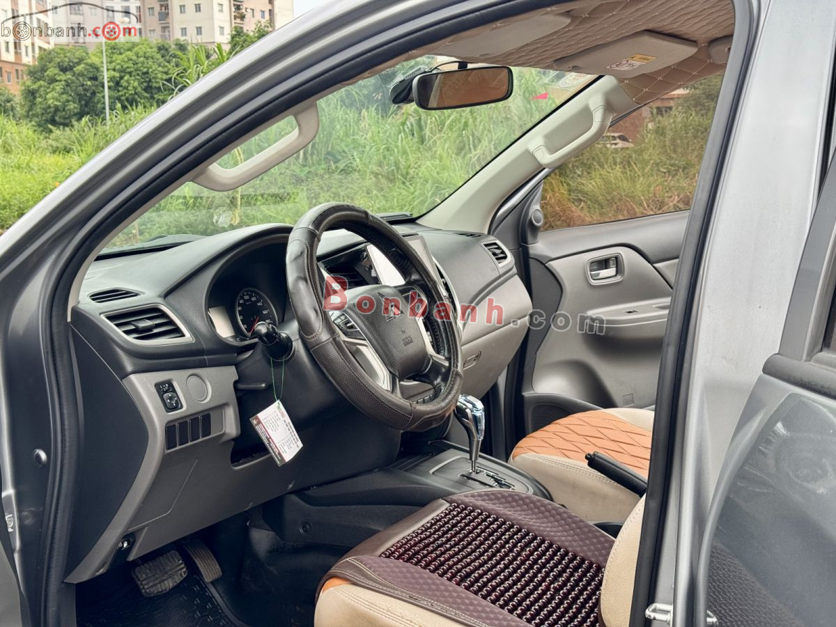 Bán ô tô Mitsubishi Triton 4x2 AT - 2019 - xe cũ