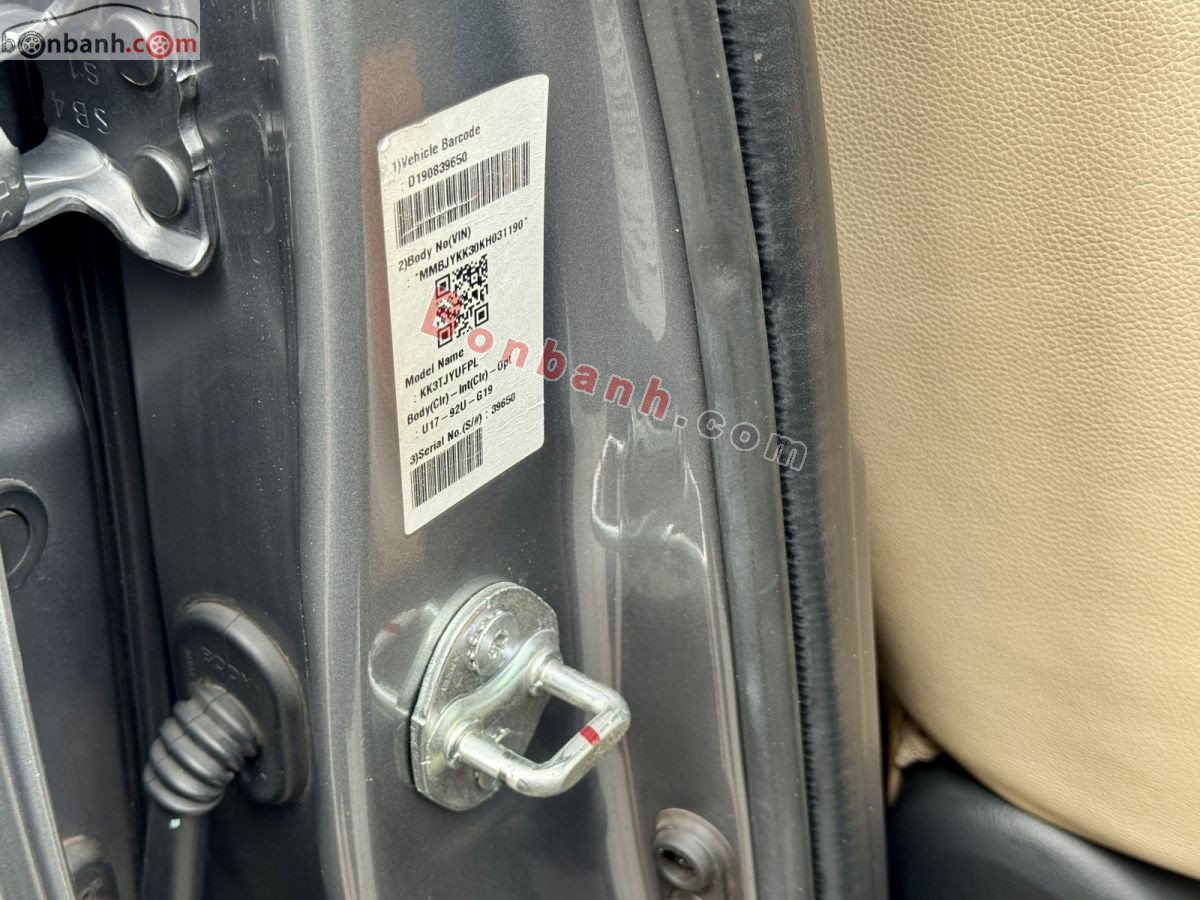 Bán ô tô Mitsubishi Triton 4x2 AT - 2019 - xe cũ