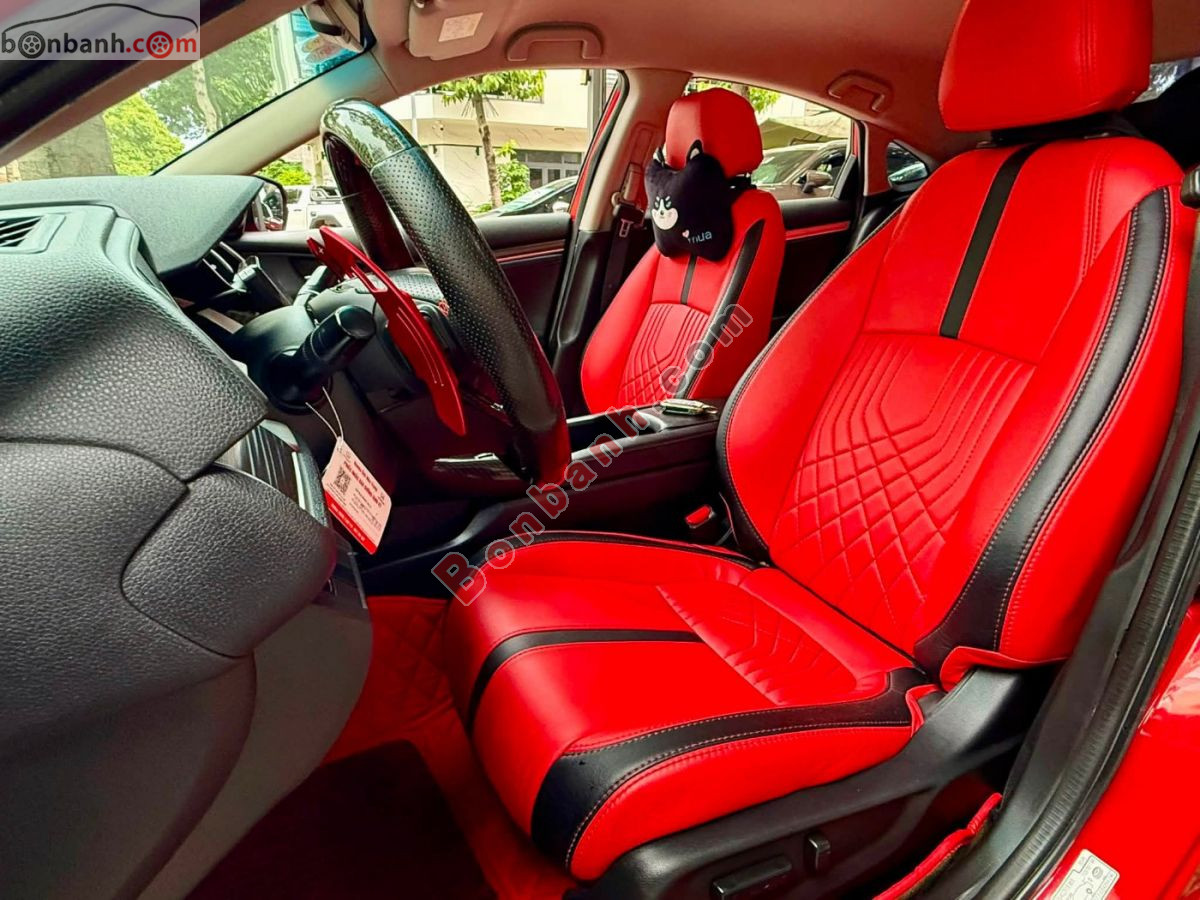 Bán ô tô Honda Civic RS 1.5 AT - 2019 - xe cũ