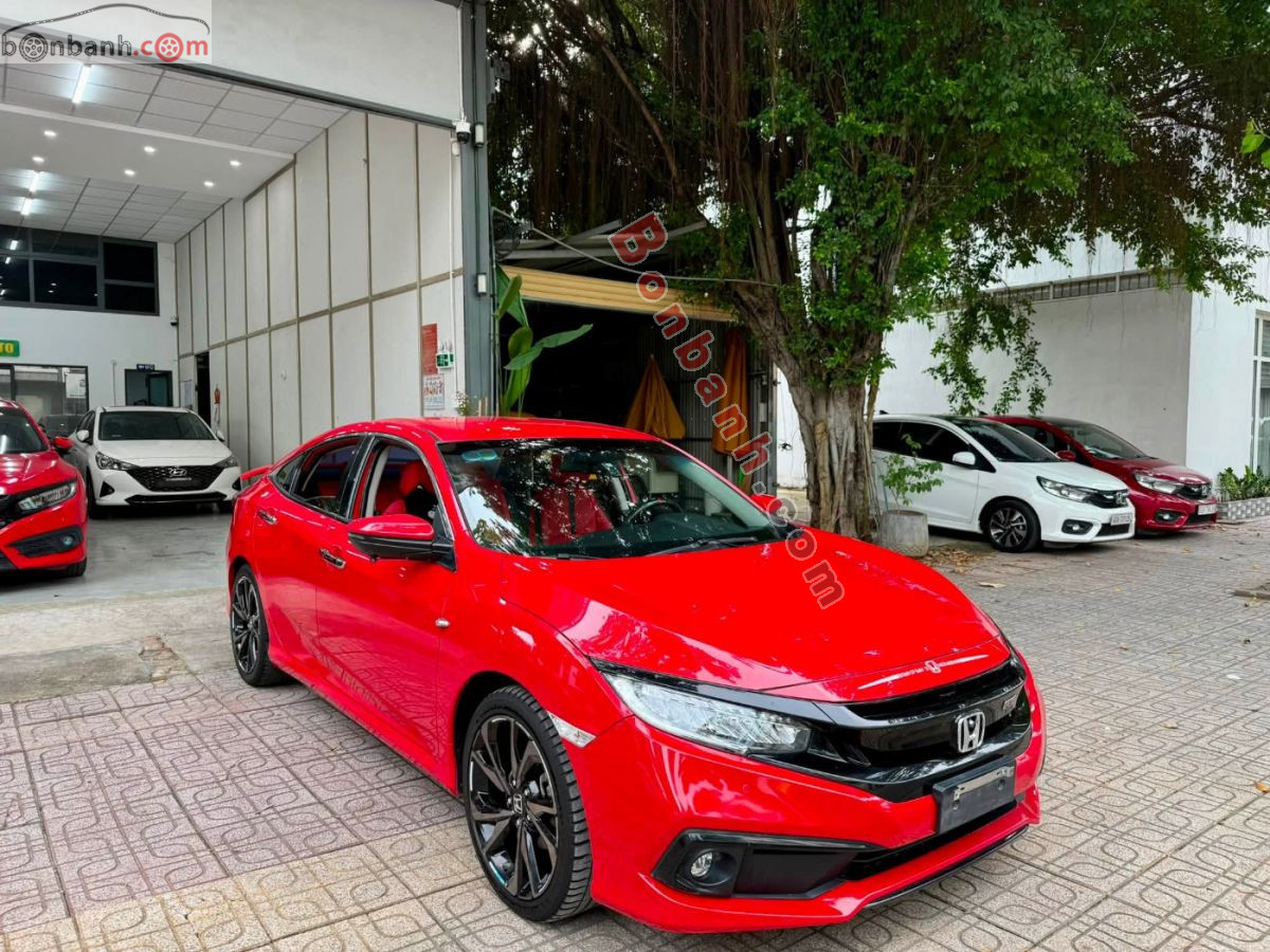Bán ô tô Honda Civic RS 1.5 AT - 2019 - xe cũ