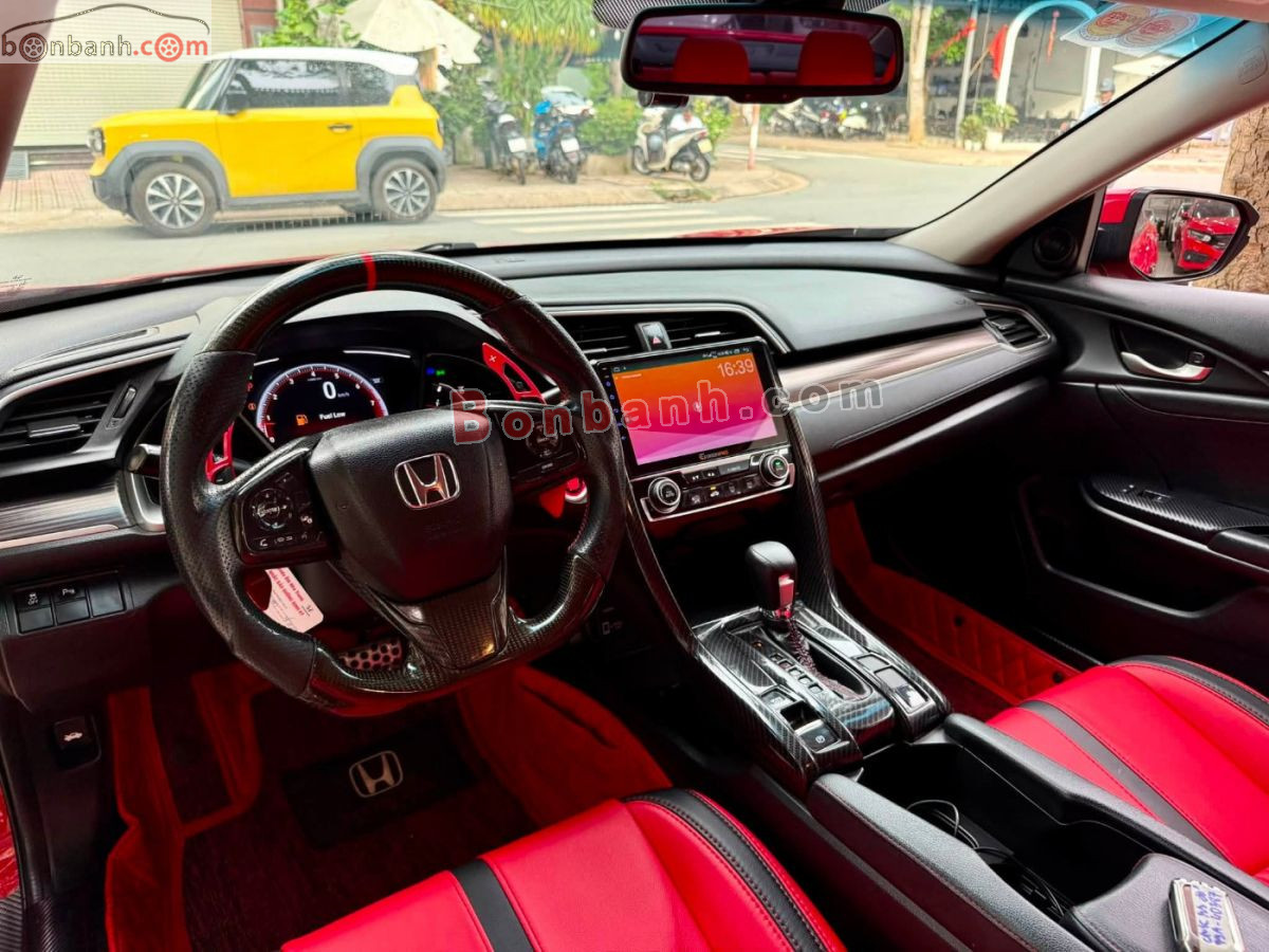 Bán ô tô Honda Civic RS 1.5 AT - 2019 - xe cũ