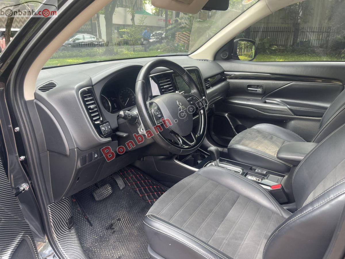 Bán ô tô Mitsubishi Outlander 2.0 CVT - 2023 - xe cũ