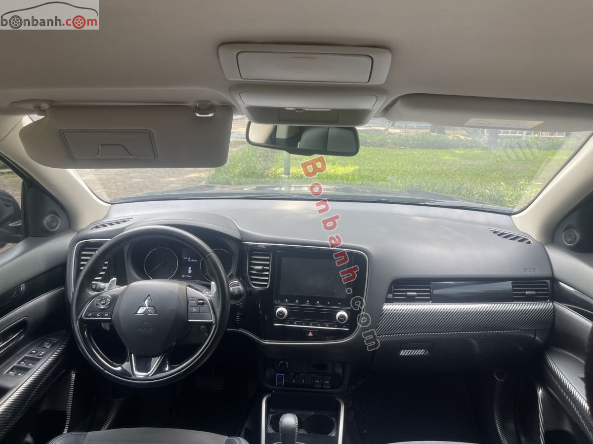 Bán ô tô Mitsubishi Outlander 2.0 CVT - 2023 - xe cũ