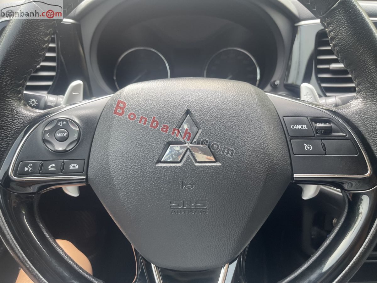 Bán ô tô Mitsubishi Outlander 2.0 CVT - 2023 - xe cũ