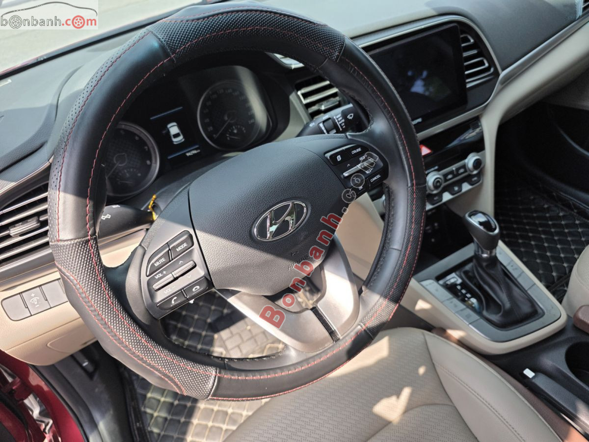 Bán ô tô Hyundai Elantra 2.0 AT - 2021 - xe cũ