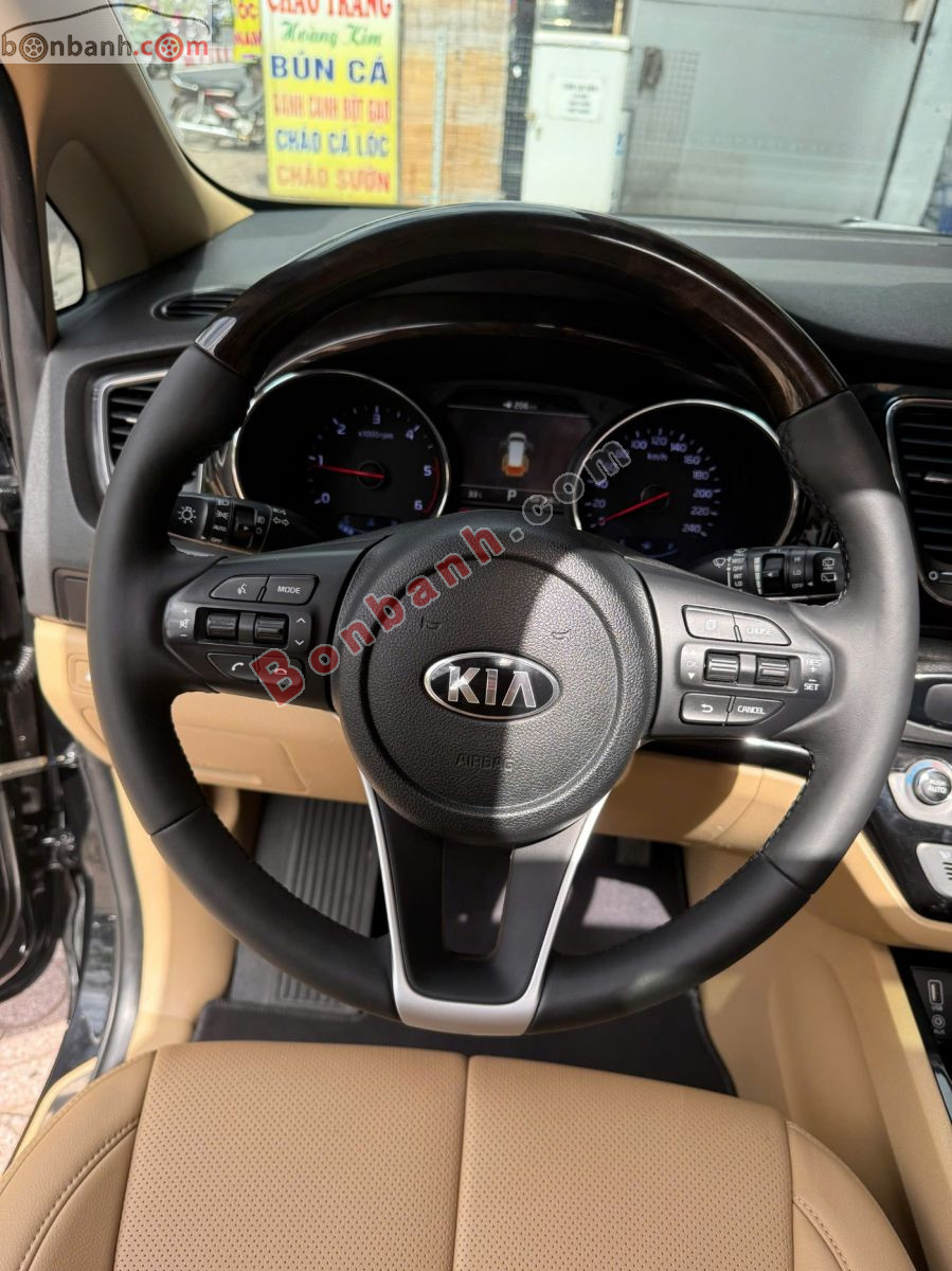 Bán ô tô Kia Sedona 2.2 DAT Luxury - 2020 - xe cũ