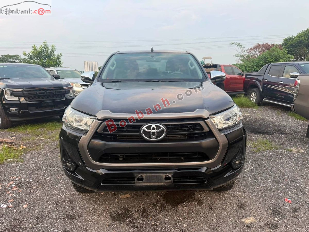 Bán ô tô Toyota Hilux 2.4L 4x2 AT - 2022 - xe cũ