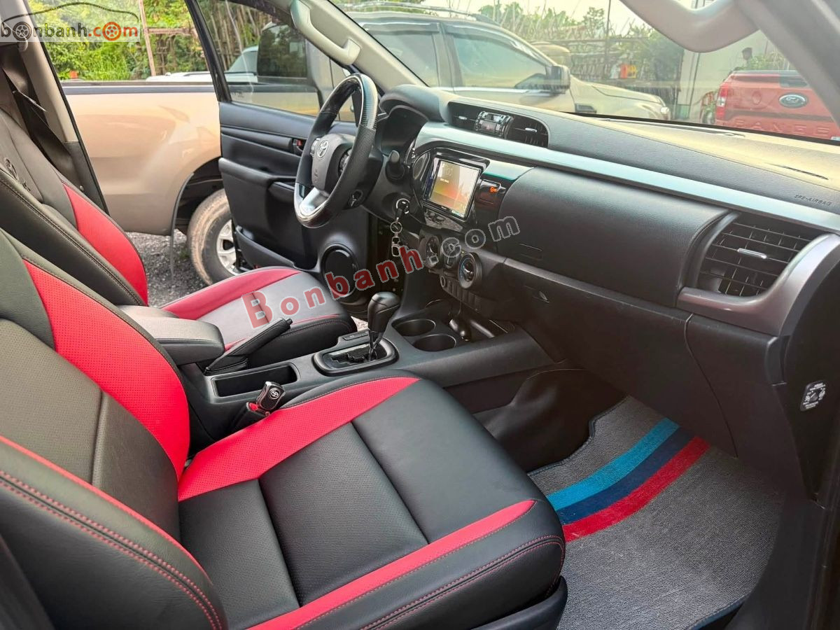 Bán ô tô Toyota Hilux 2.4L 4x2 AT - 2022 - xe cũ