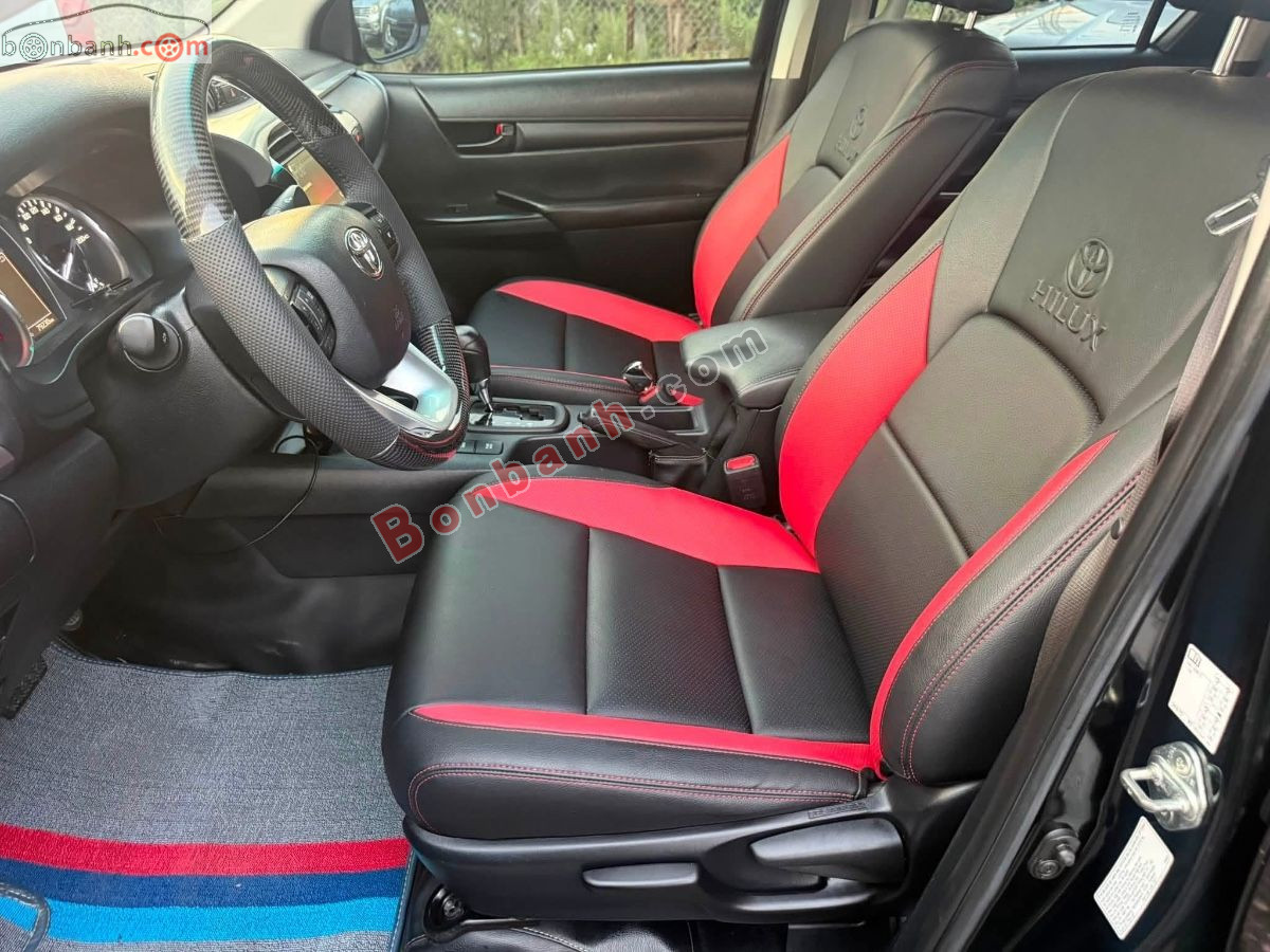 Bán ô tô Toyota Hilux 2.4L 4x2 AT - 2022 - xe cũ