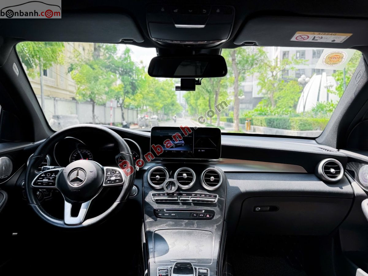 Bán ô tô Mercedes Benz GLC 300 4Matic - 2017 - xe cũ