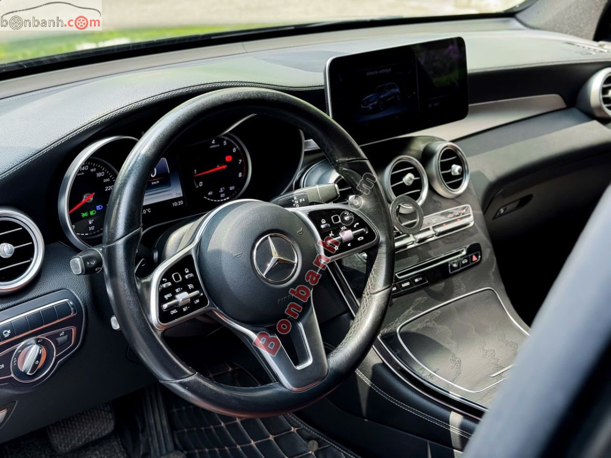 Bán ô tô Mercedes Benz GLC 300 4Matic - 2017 - xe cũ