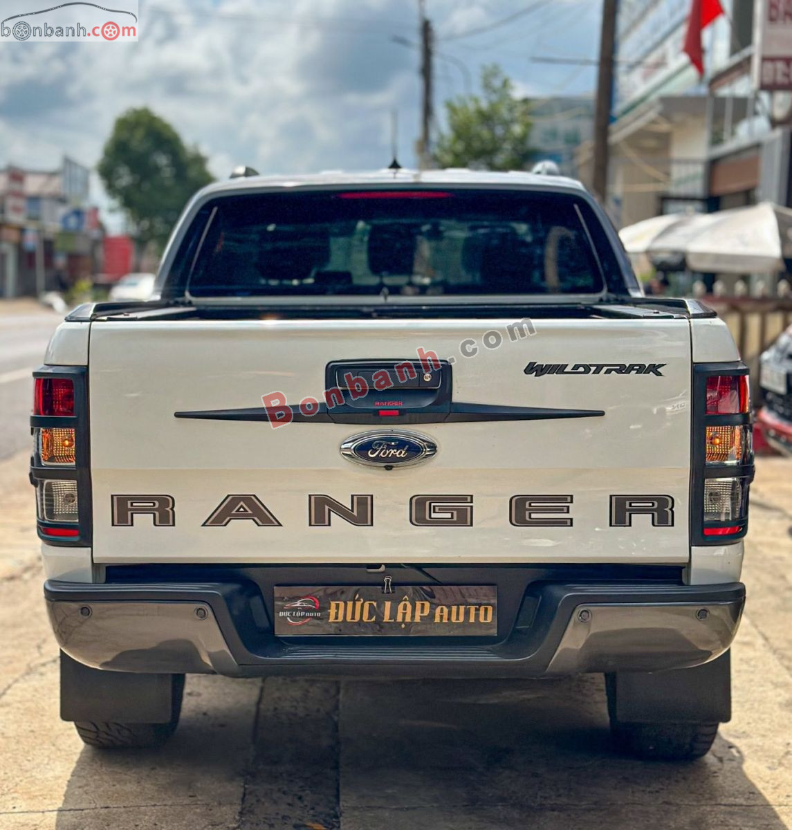 Bán ô tô Ford Ranger Wildtrak 2.0L 4x4 AT - 2018 - xe cũ