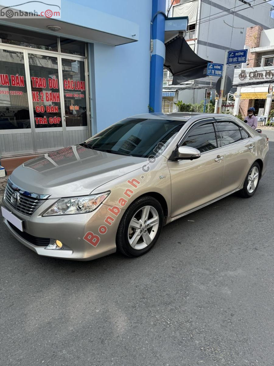 Bán ô tô Toyota Camry 2.5Q - 2014 - xe cũ