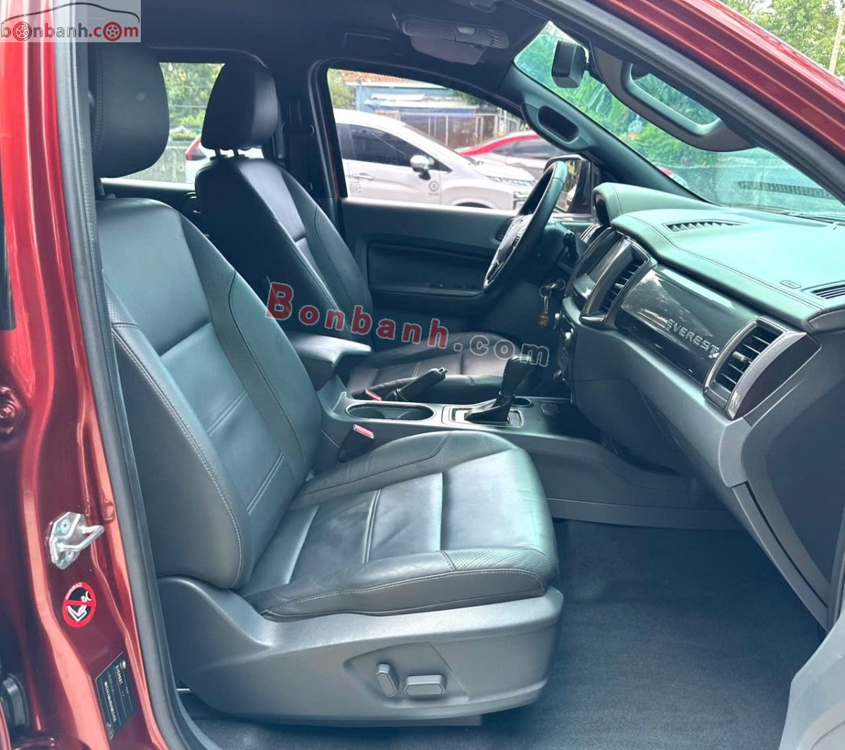 Bán ô tô Ford Everest Titanium 2.2L 4x2 AT - 2017 - xe cũ