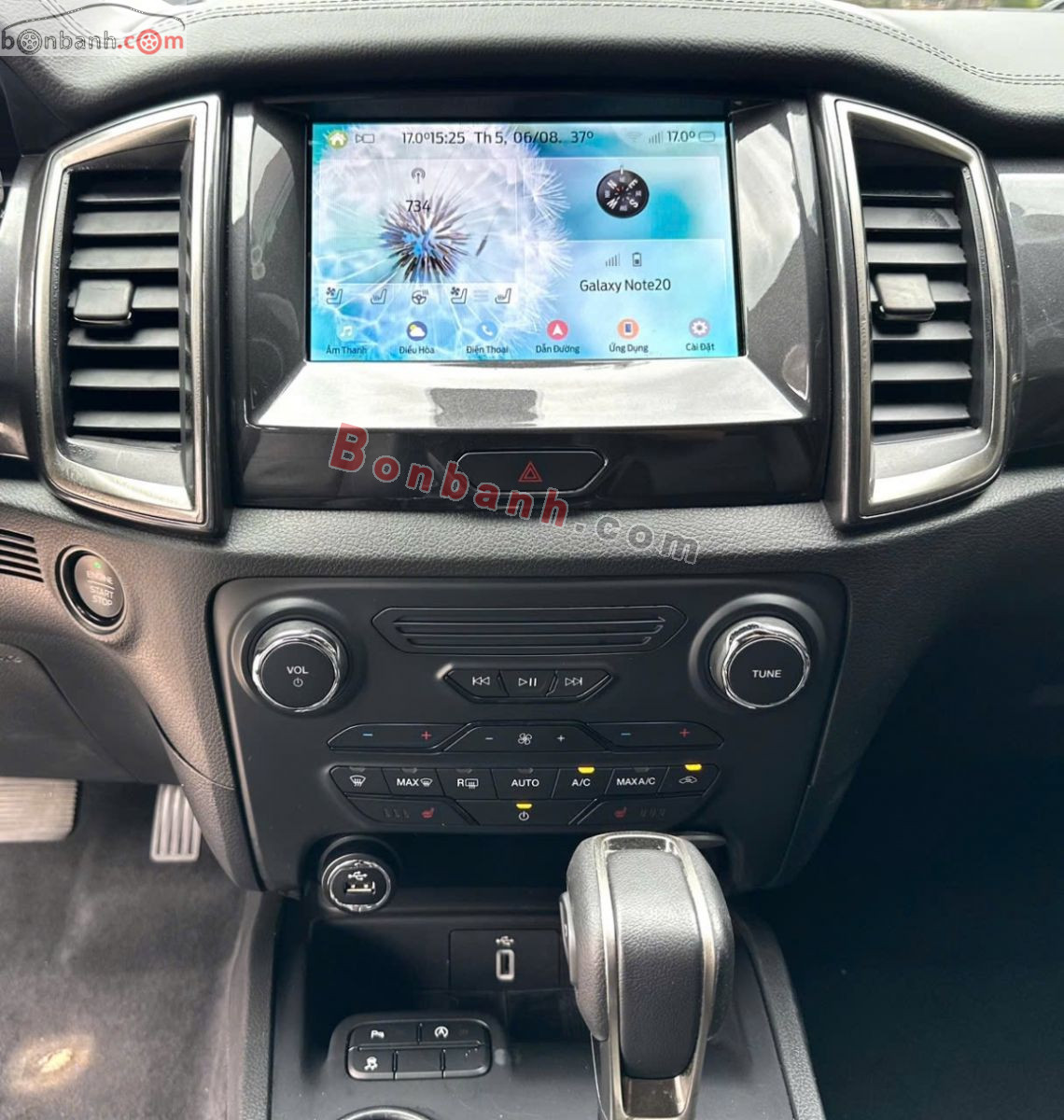 Bán ô tô Ford Everest Titanium 2.0L 4x2 AT - 2022 - xe cũ