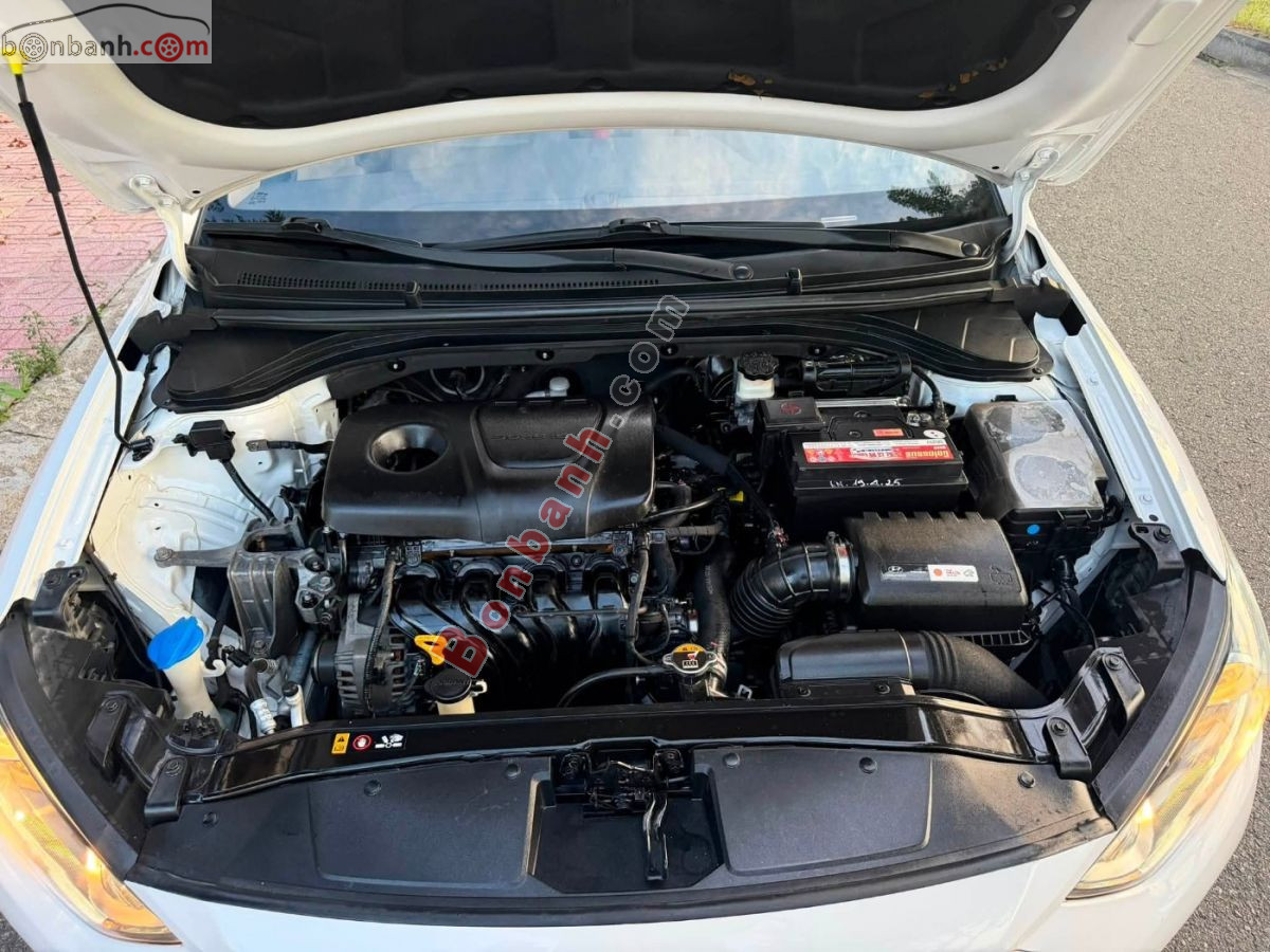 Bán ô tô Hyundai Elantra 1.6 MT - 2018 - xe cũ