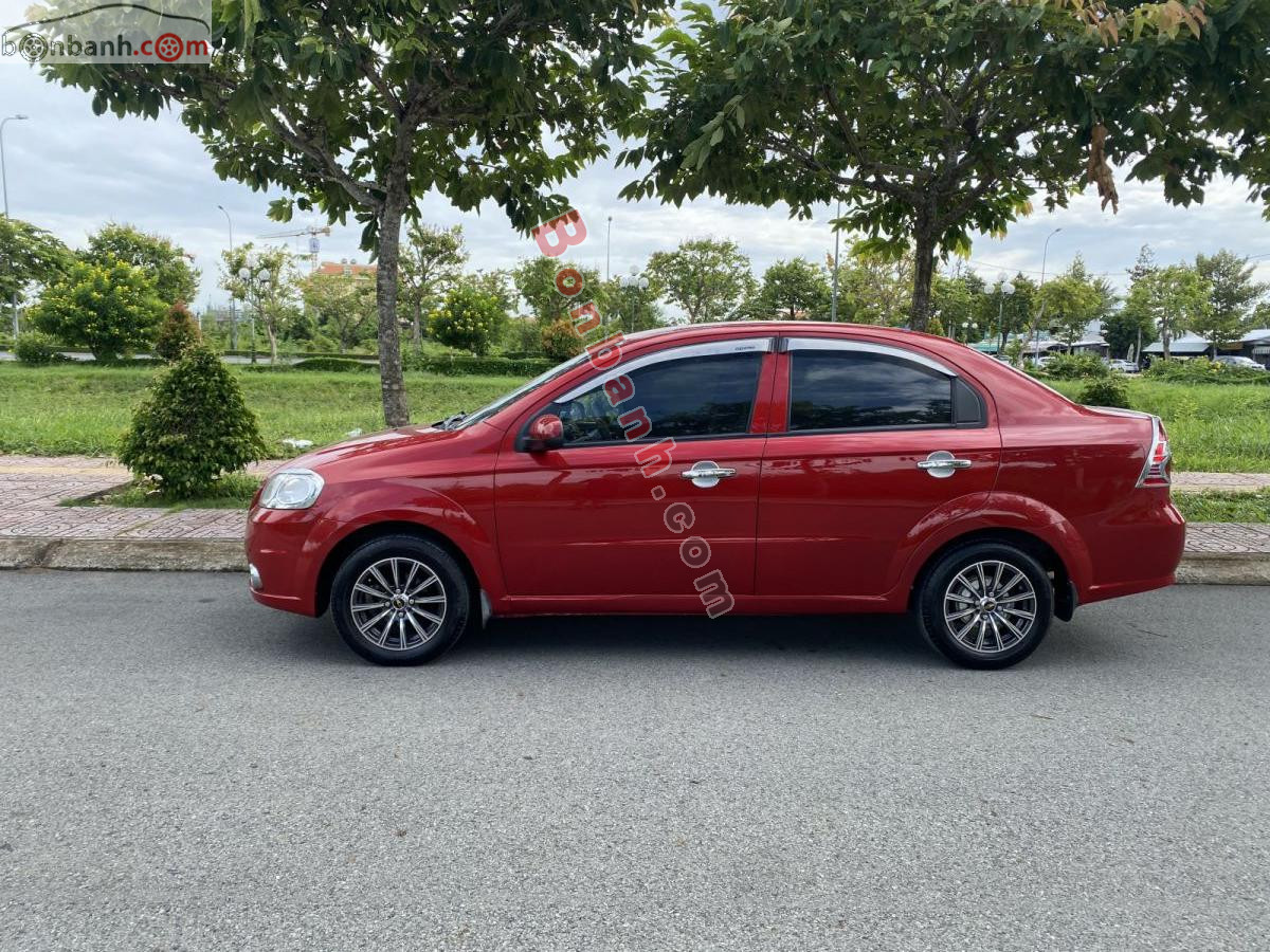 Bán ô tô Chevrolet Aveo 1.5 MT - 2013 - xe cũ