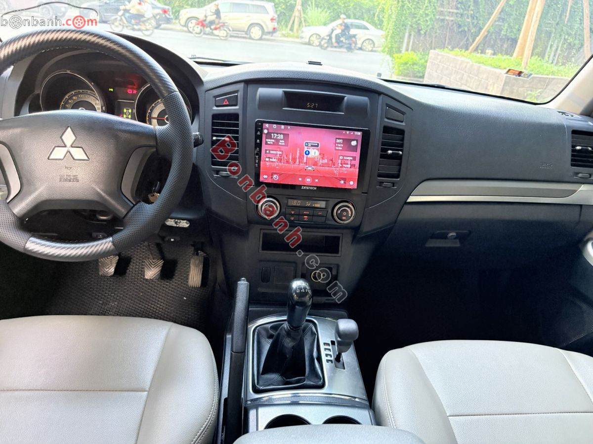 Bán ô tô Mitsubishi Pajero 3.0 - 2010 - xe cũ
