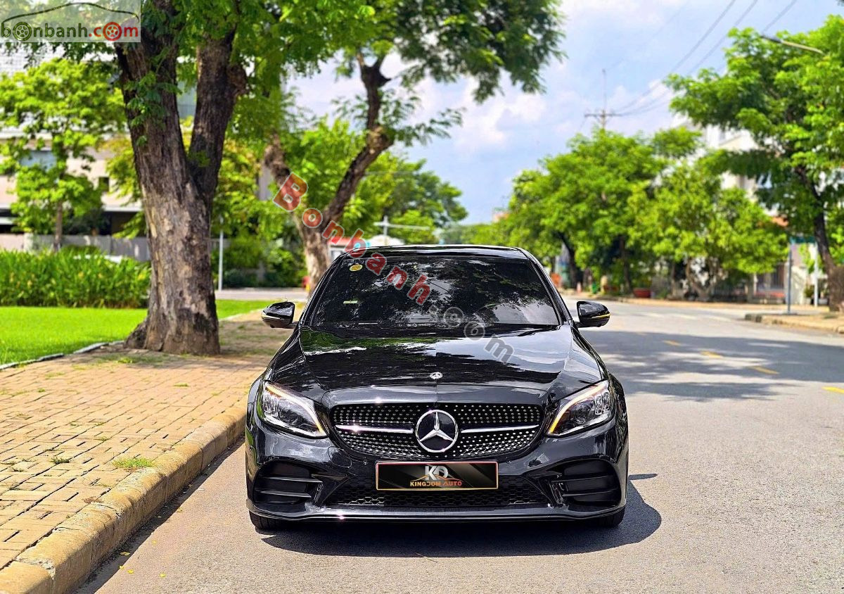 Bán ô tô Mercedes Benz C class C300 AMG - 2021 - xe cũ