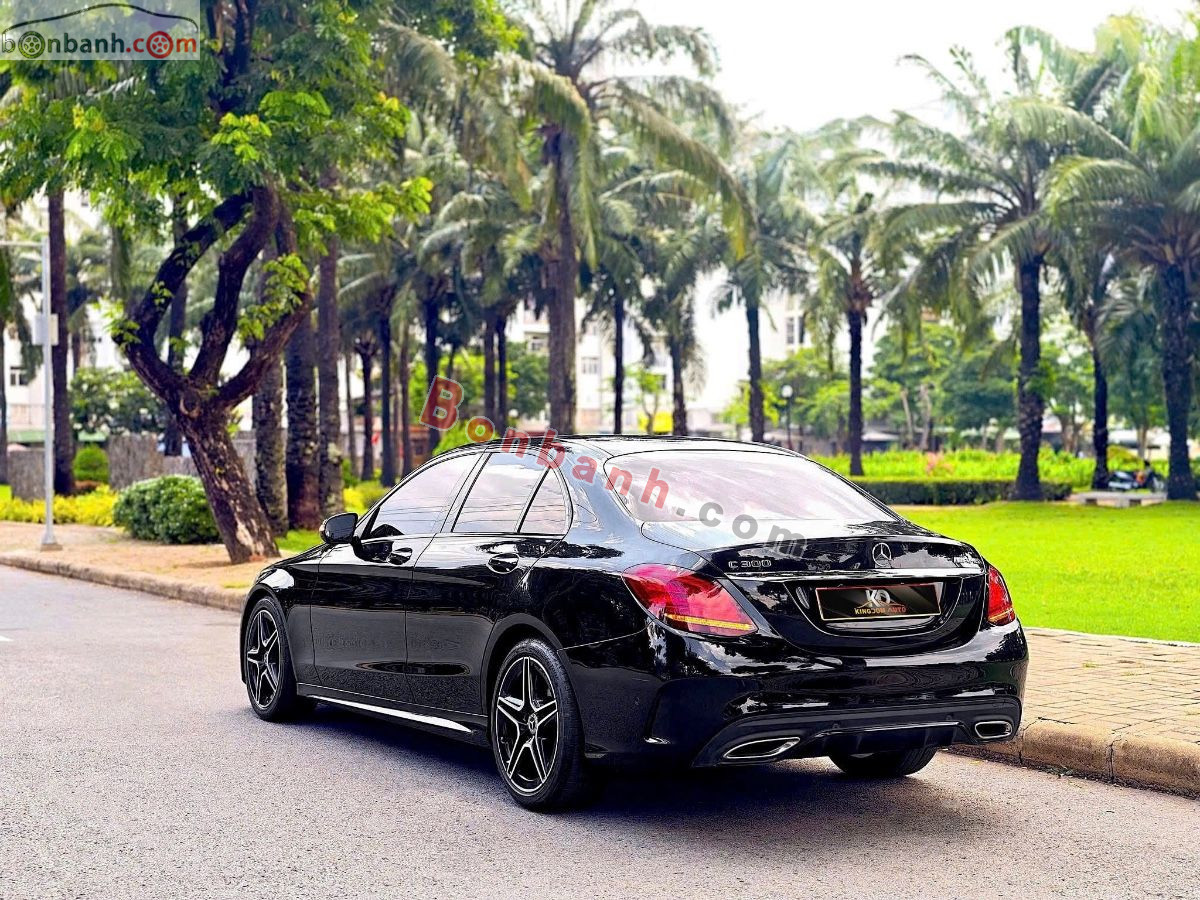 Bán ô tô Mercedes Benz C class C300 AMG - 2021 - xe cũ