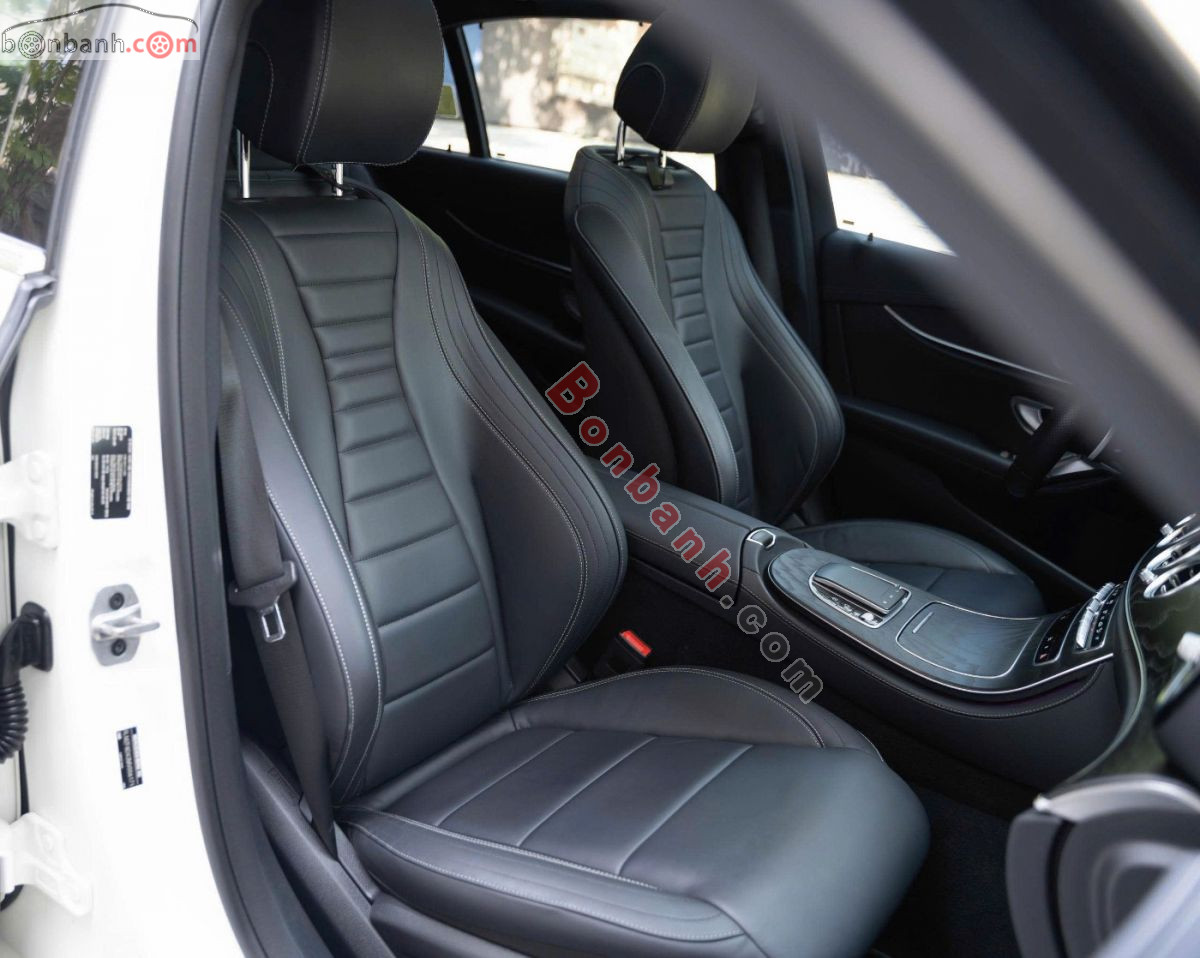 Bán ô tô Mercedes Benz E class E300 AMG - 2021 - xe cũ