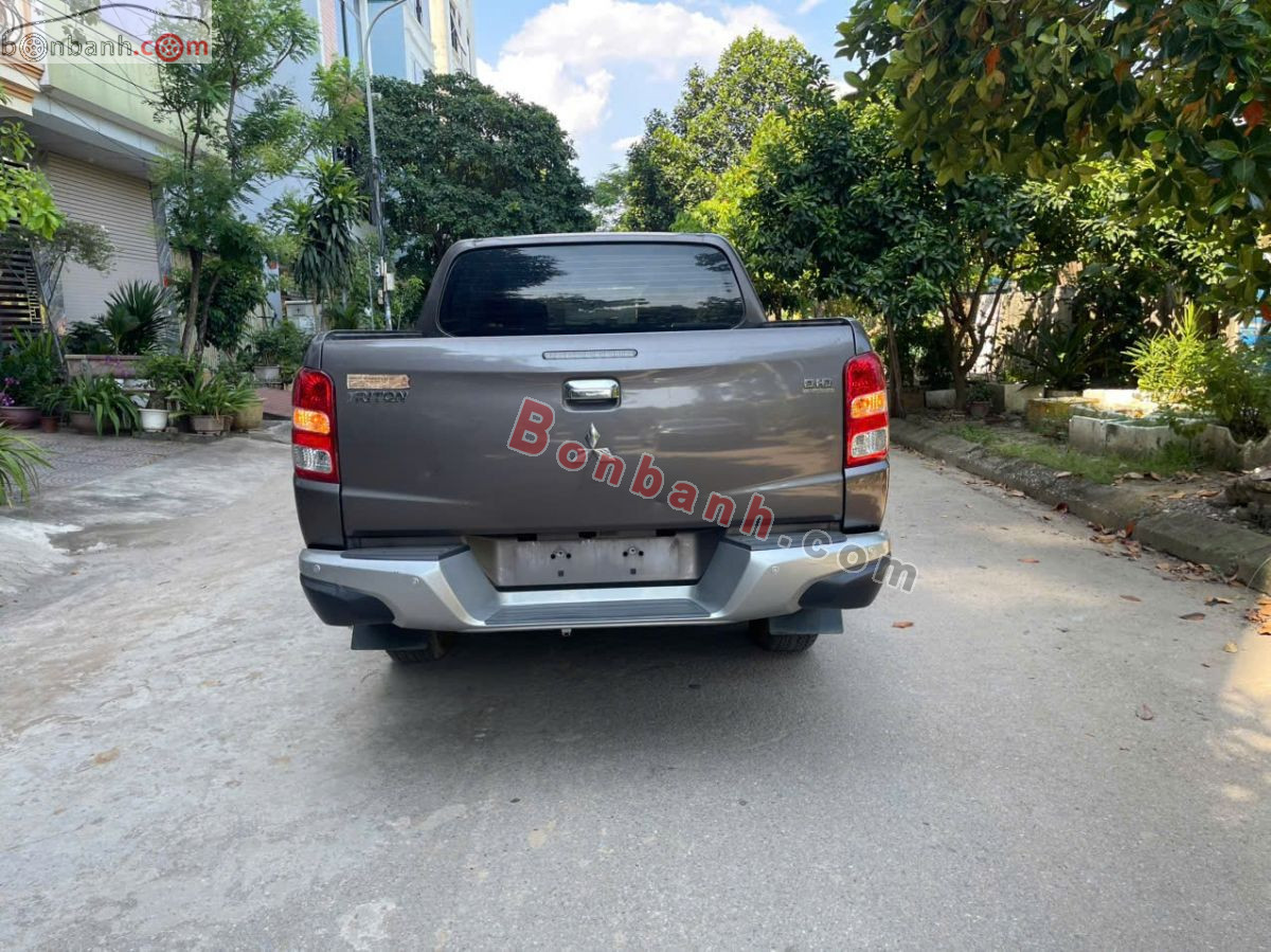 Bán ô tô Mitsubishi Triton 4x2 AT - 2019 - xe cũ