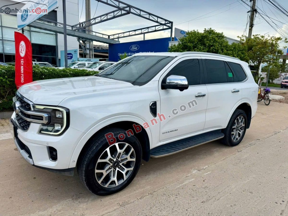 Bán ô tô Ford Everest Titanium Plus 2.0L 4x4 AT - 2024 - xe cũ
