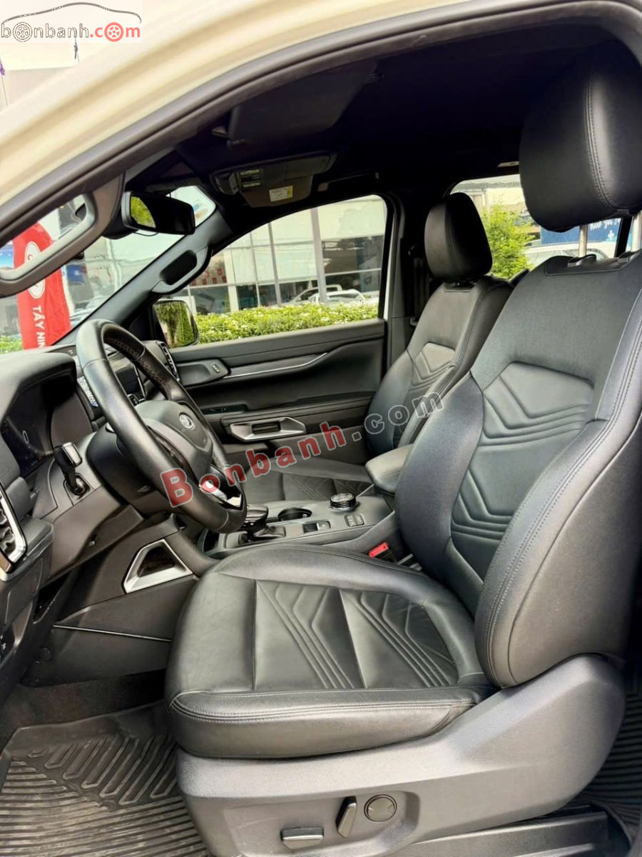 Bán ô tô Ford Everest Titanium Plus 2.0L 4x4 AT - 2024 - xe cũ