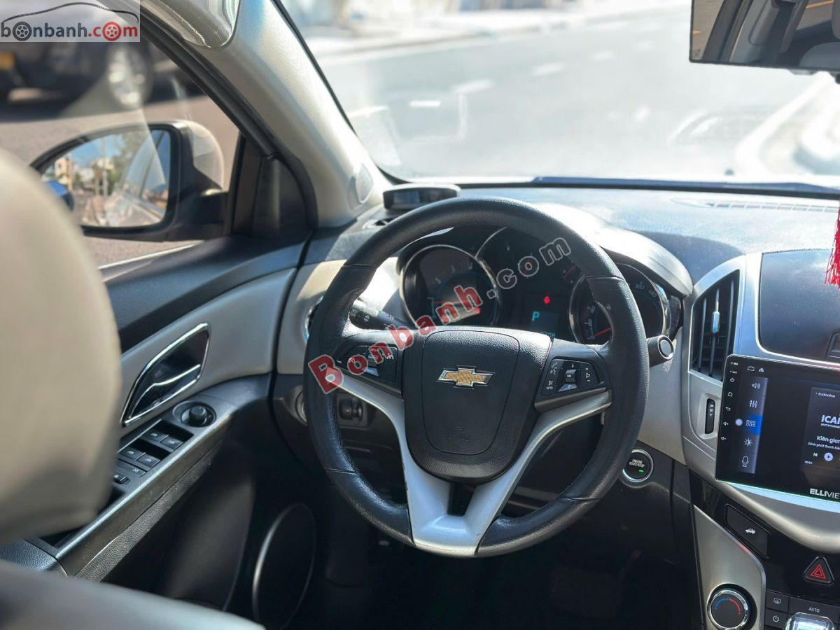 Bán ô tô Chevrolet Cruze LTZ 1.8 AT - 2016 - xe cũ