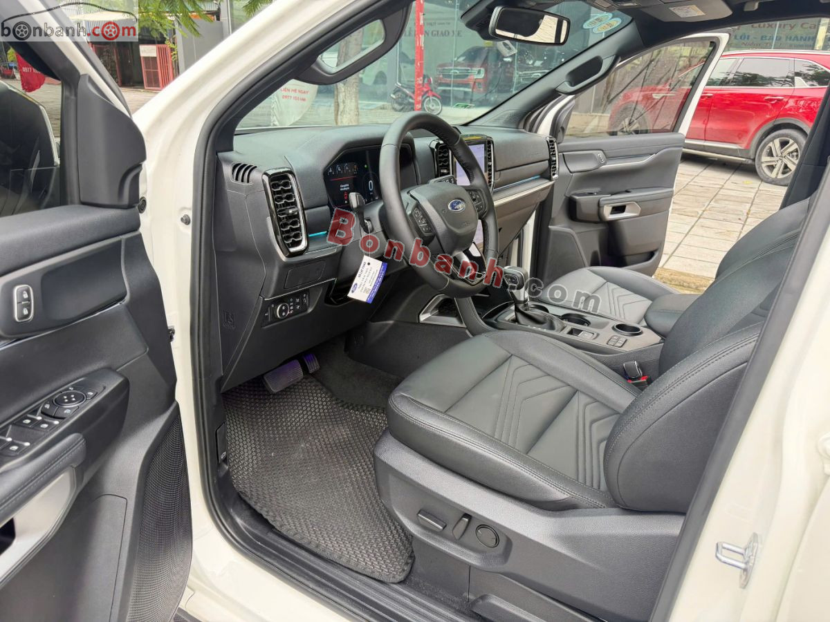 Bán ô tô Ford Everest Titanium 2.0L 4x2 AT - 2025 - xe cũ