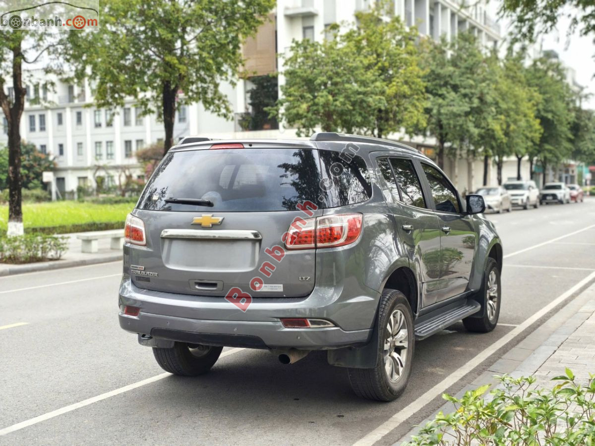Bán ô tô Chevrolet Trailblazer LTZ 2.5L VGT 4x4 AT - 2018 - xe cũ