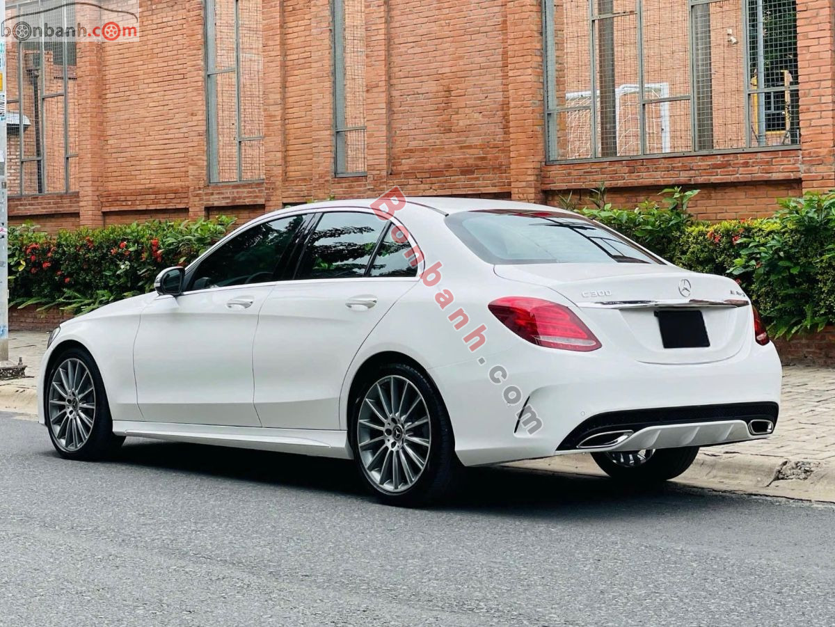 Bán ô tô Mercedes Benz C class C300 AMG - 2017 - xe cũ