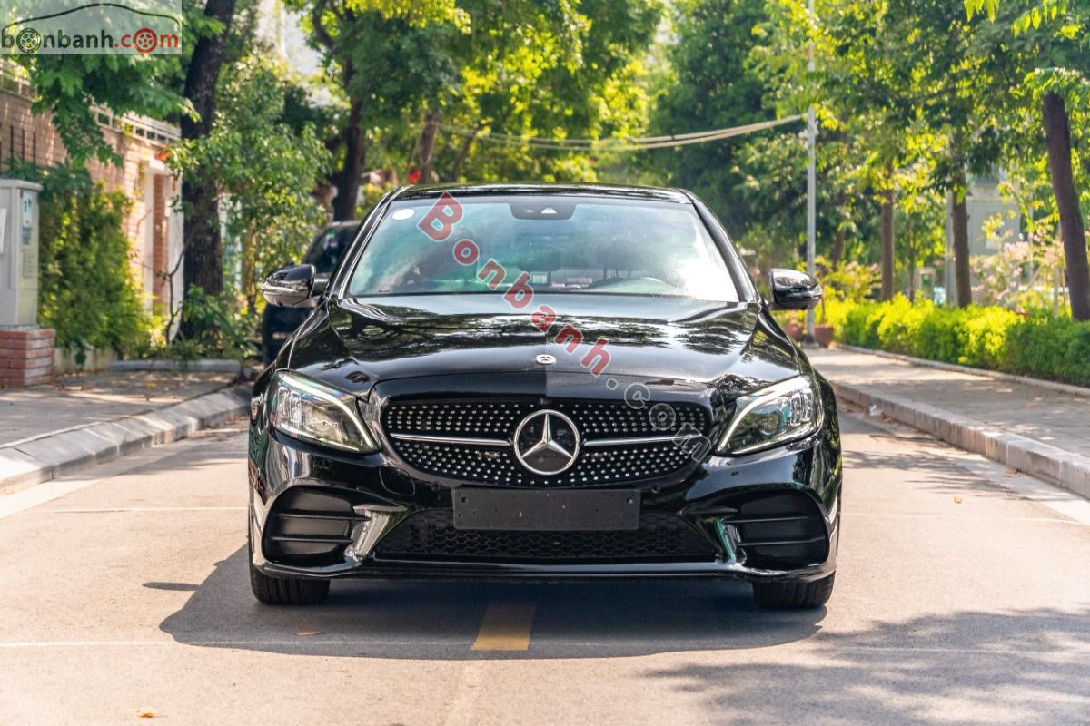 Bán ô tô Mercedes Benz C class C300 AMG - 2021 - xe cũ