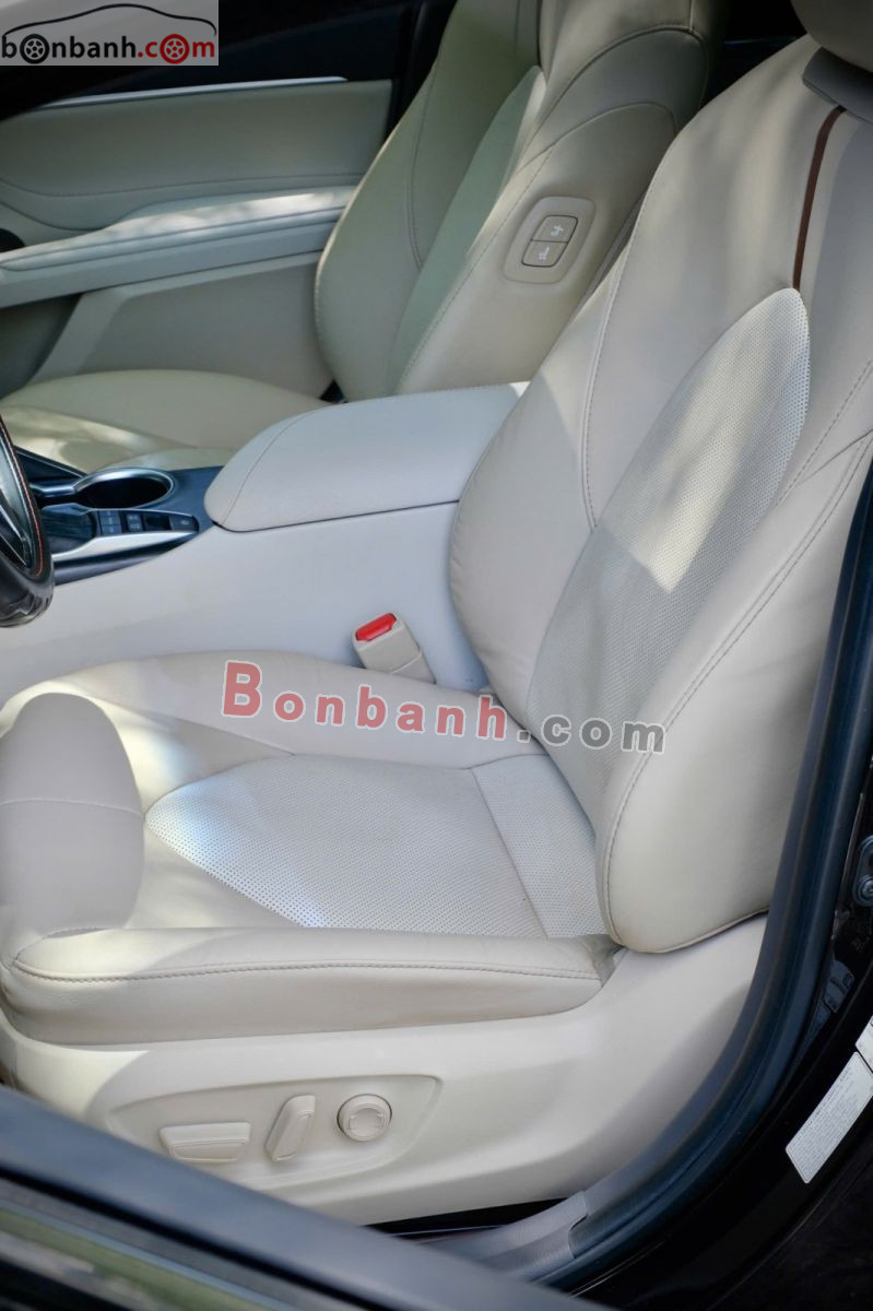 Bán ô tô Toyota Camry 2.5HV - 2022 - xe cũ