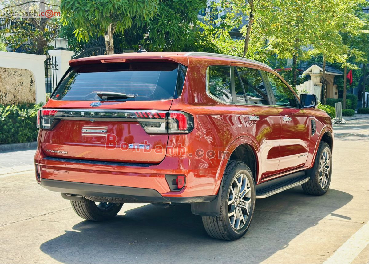Bán ô tô Ford Everest Titanium 2.0L 4x2 AT - 2023 - xe cũ