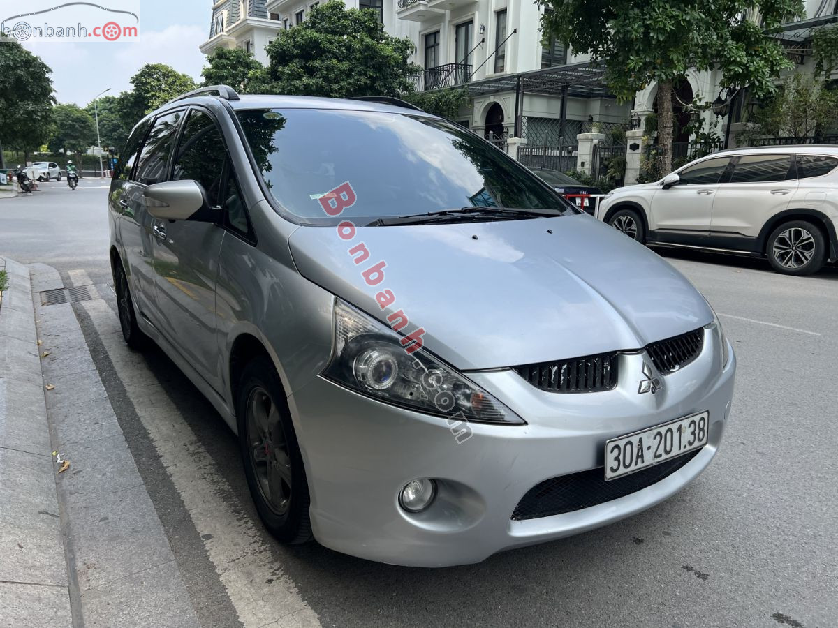 Bán ô tô Mitsubishi Grandis 2.4 AT - 2005 - xe cũ