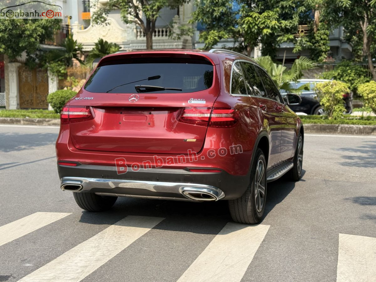Bán ô tô Mercedes Benz GLC 250 4Matic - 2017 - xe cũ