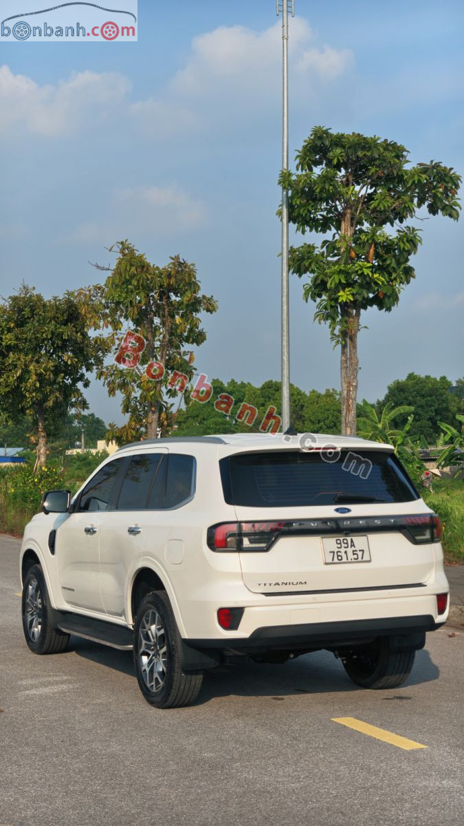 Bán ô tô Ford Everest Titanium 2.0L 4x2 AT - 2024 - xe cũ