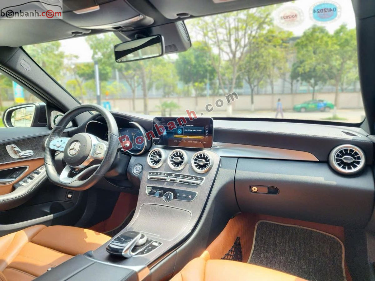 Bán ô tô Mercedes Benz C class C300 AMG - 2019 - xe cũ