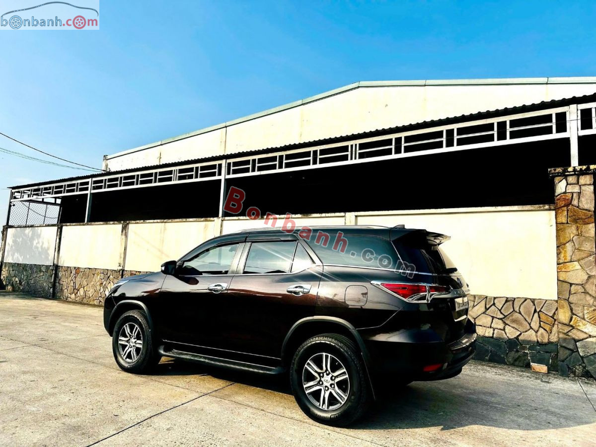Bán ô tô Toyota Fortuner 2.4G 4x2 MT - 2017 - xe cũ