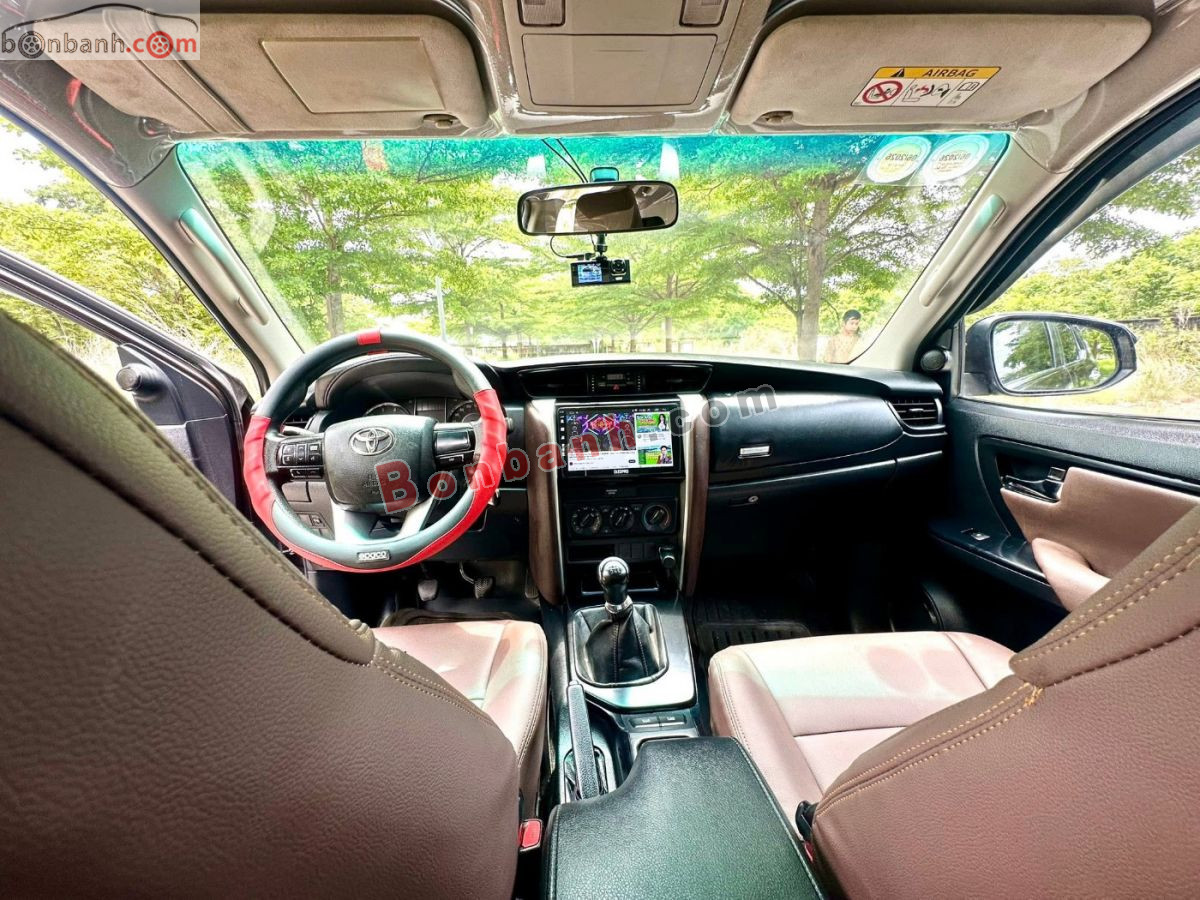 Bán ô tô Toyota Fortuner 2.4G 4x2 MT - 2017 - xe cũ