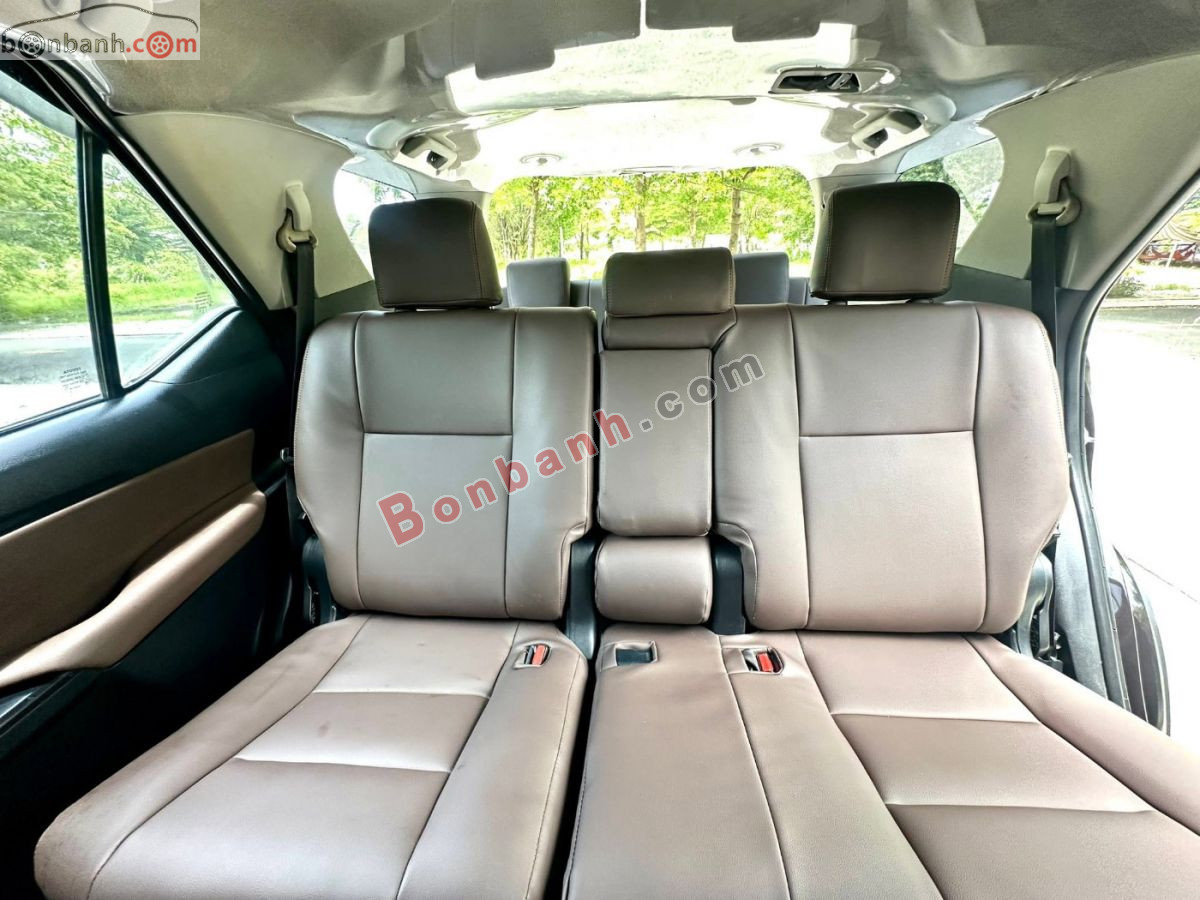 Bán ô tô Toyota Fortuner 2.4G 4x2 MT - 2017 - xe cũ