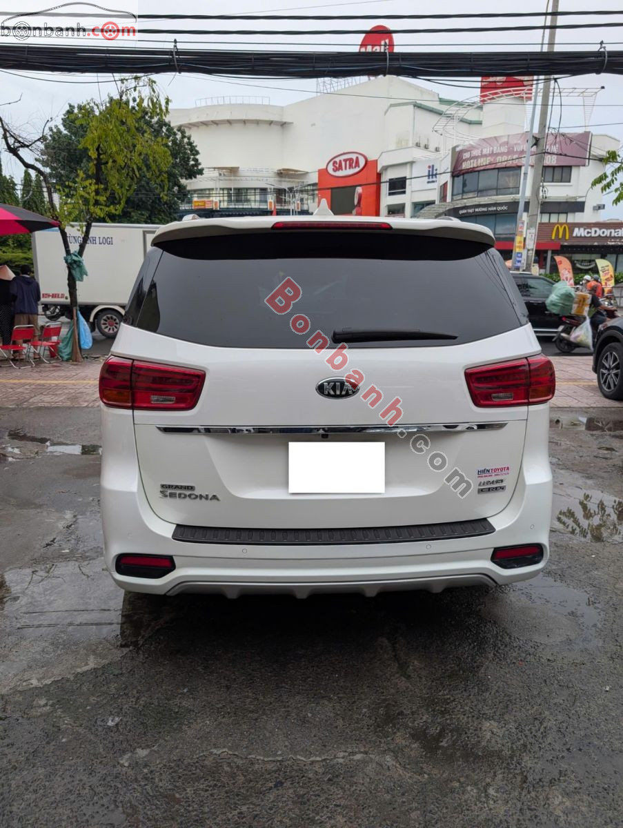 Bán ô tô Kia Sedona 2.2 DAT Luxury - 2021 - xe cũ